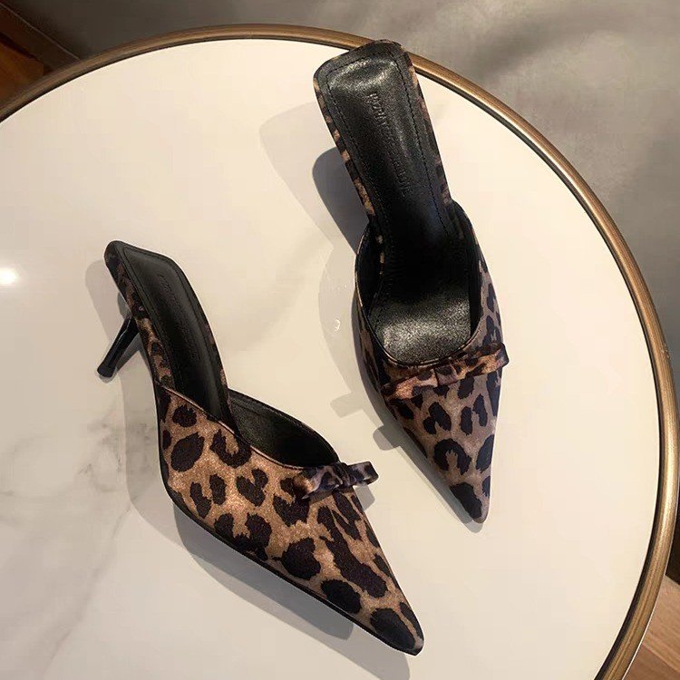 レディース　レオパード柄　ポインテッドトゥ　ハイヒールスリッ - Ethnic Fashion For Women のレビューと価格