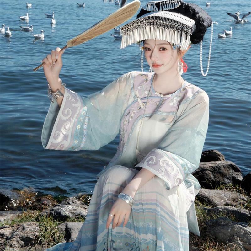 ブルーの少数民族女性服 伝統衣装 写真スタジオ 旅行撮影 女 - Ethnic Fashion Studio のレビューと価格